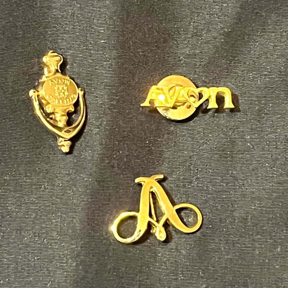 Vintage Avon gold tone pins